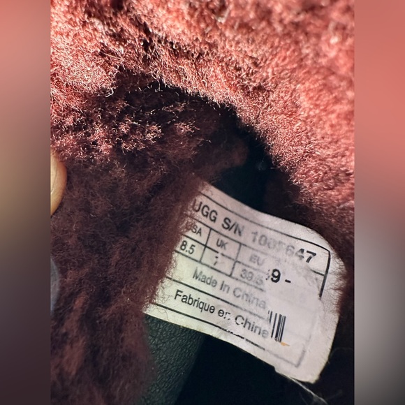 Ugg Shearling Heeled Booties Sz 8.5 - Picture 10 of 12